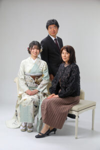成人式振袖の家族写真