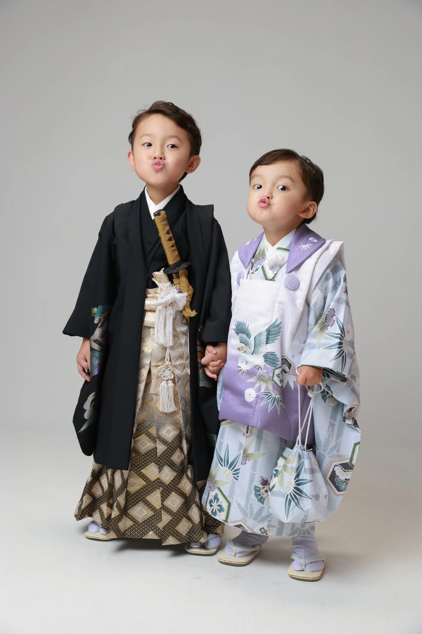 刀を持った5歳男の子